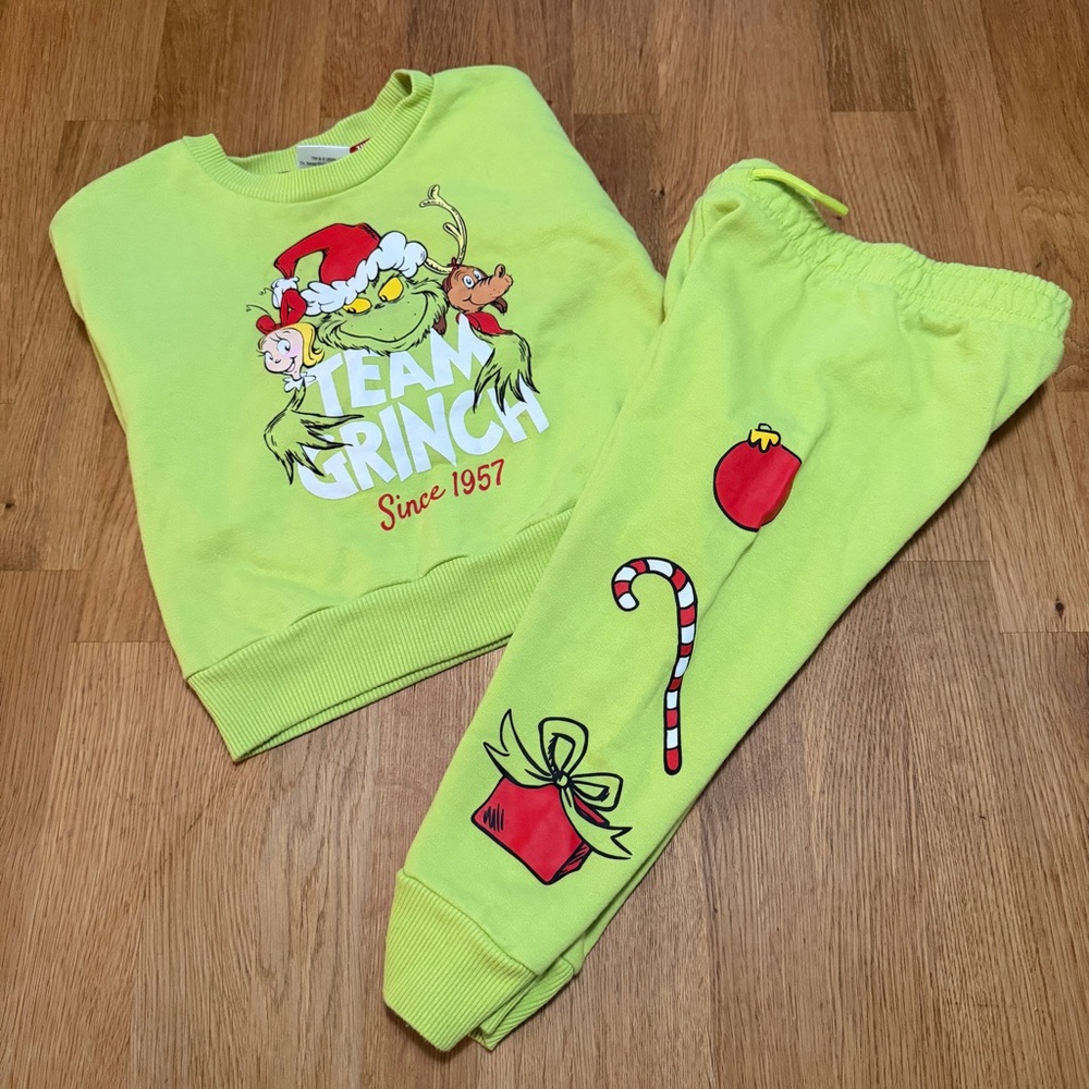 Team Grinch 2T Toddler Unisex  Neon Green Sweatsuit Set